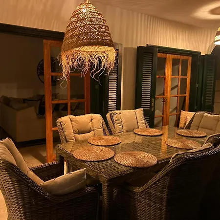Feriehus Oasis - Beautiful House With Private Pool