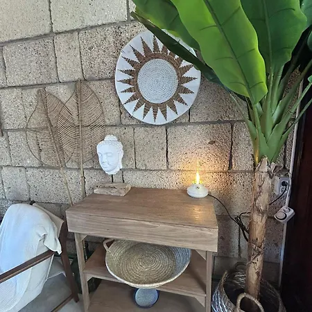 Oasis - Beautiful House With Private Pool 度假居