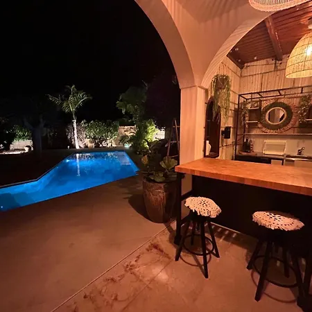 度假居 Oasis - Beautiful House With Private Pool Chayofa