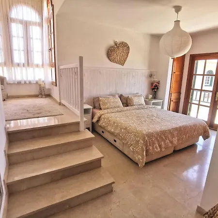 Villa Oasis - Beautiful House With Private Pool Chayofa